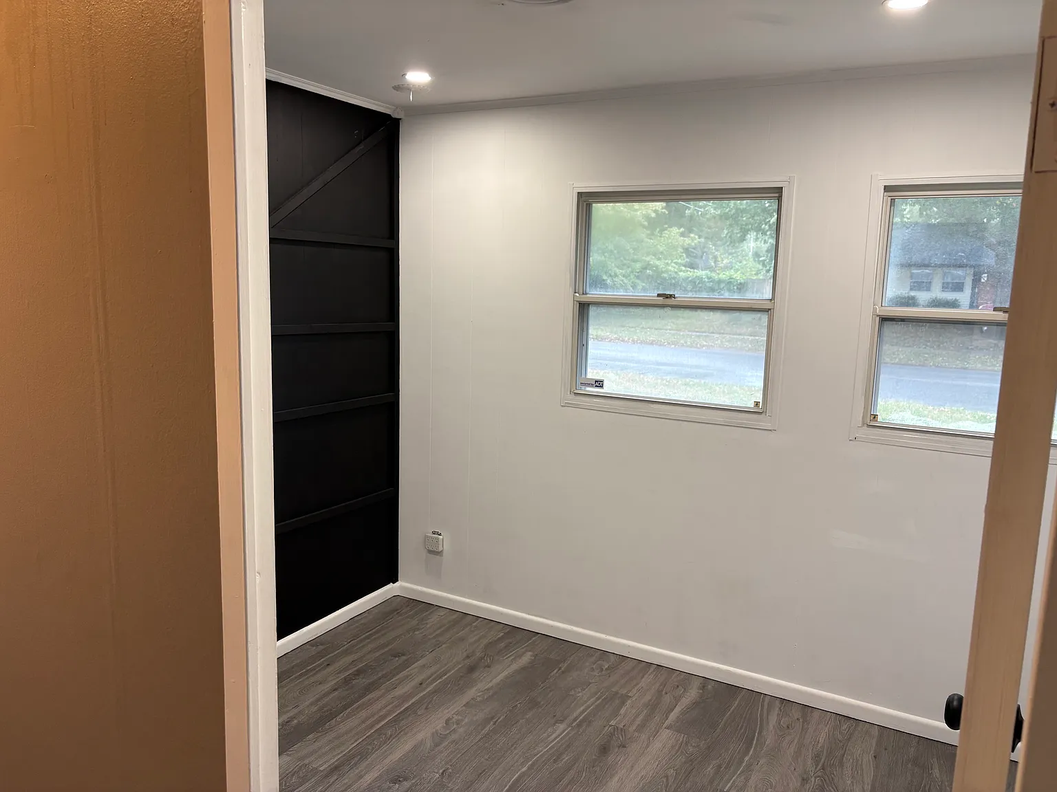 3 bed, 864 sqft, $1,650 — Photo 4