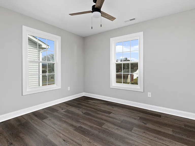 400 Cedar Ave #400 — Photo 31