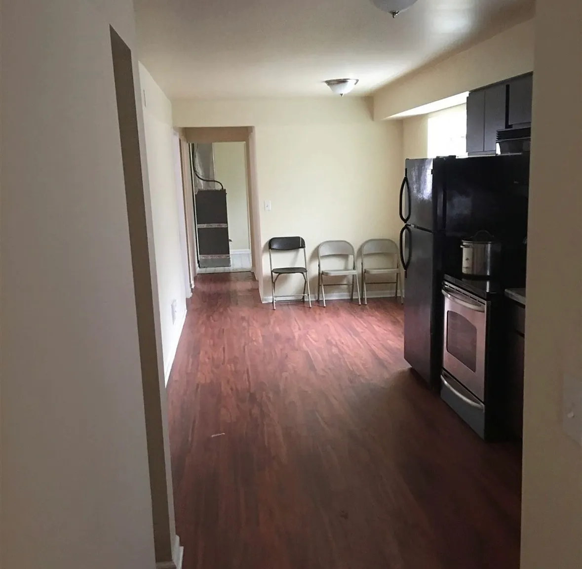 4 bed, 1.5 bath, 1276 sqft, $2,800 — Photo 4