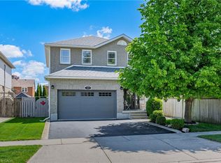 63 Pentland Dr, Cambridge, ON N1P1B5