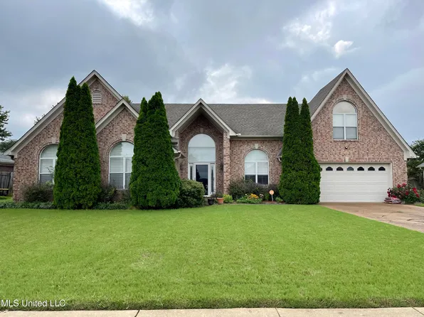 4103 Destin Dr, Olive Branch, MS 38654