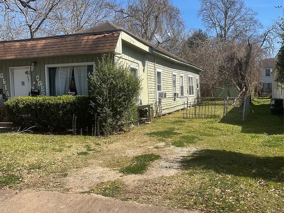 2nd image of 600 N Fulton St
