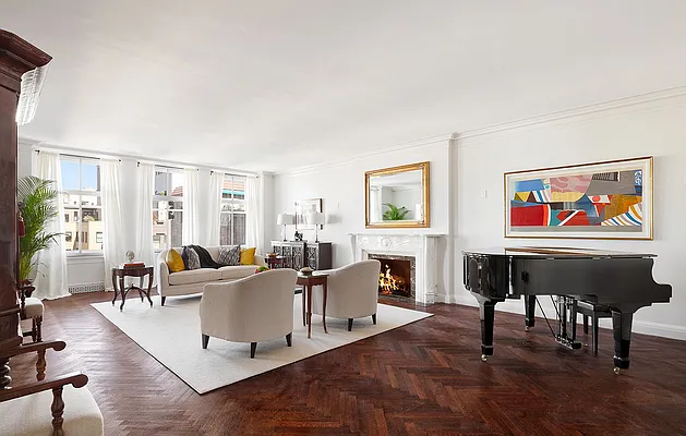 Sold by Stribling | media 2