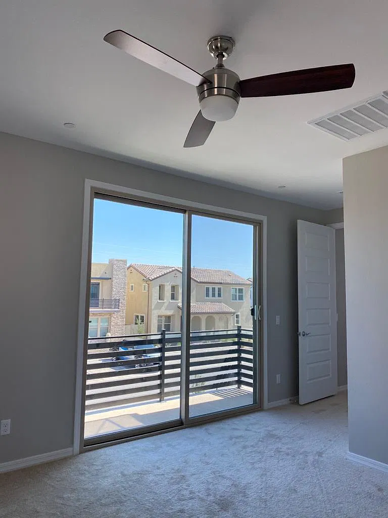 3 bed, 2.5 bath, 1870 sqft, $2,600 — Photo 4