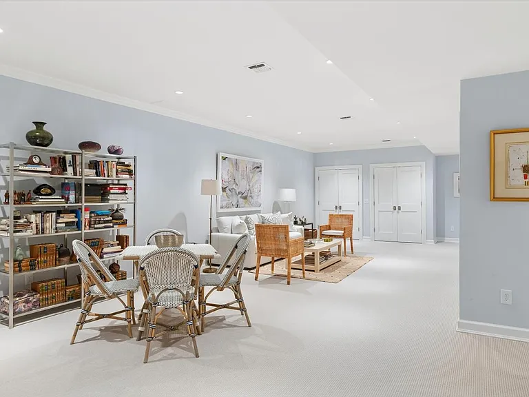 704 High Pond Ln — Photo 35