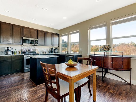 4th image of 4311 Grant Way