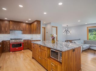 2976 Patton Rd, Roseville, MN 55113