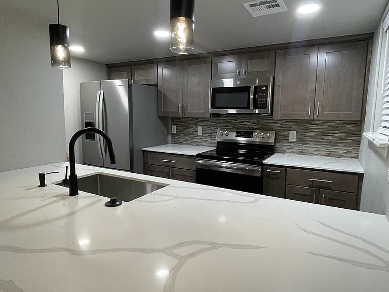 4400 Hemingway Dr #115 — Photo 8