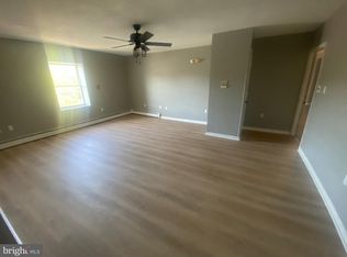 2712 N Main Ave APT 303, Scranton, PA 18508