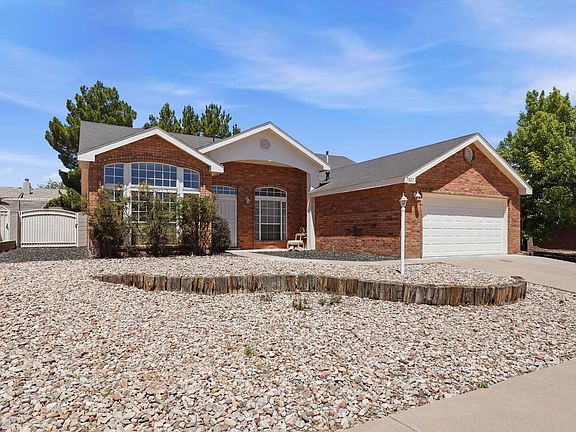 3rd image of 7821 Primrose Dr NW