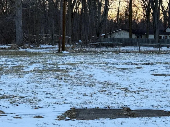 268 Lexington St, Sandusky, MI 48471