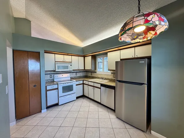 2251 Springwood Cir W, Clearwater, FL 33763