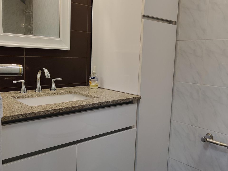 1st image of 600 Mayfair Dr S #1