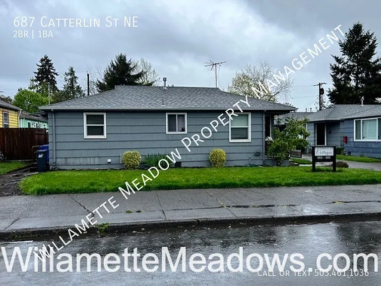 687 Catterlin Ave NE — Photo 1