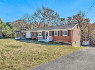 4472 Stonewall Rd NW, Roanoke, VA 24017