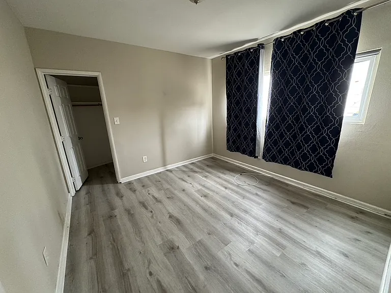 5401 W Olympic Blvd #1 — Photo 9