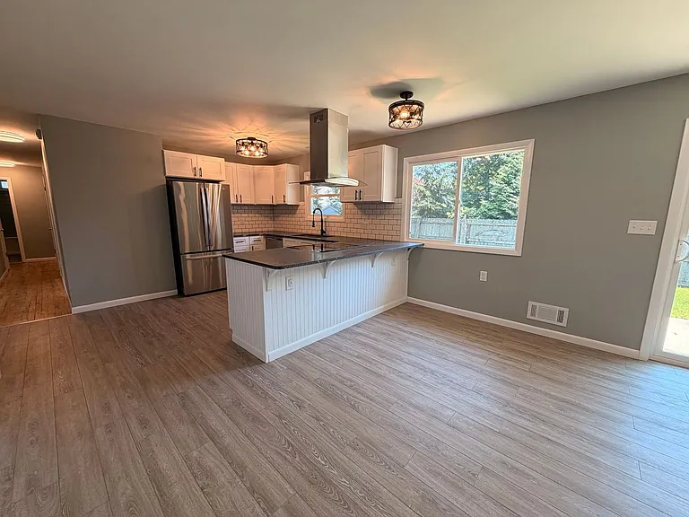 2538 Berwyck Rd SE — Photo 10