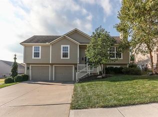 8919 NE 111th St, Kansas City, MO 64157