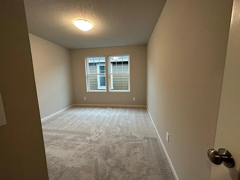 3818 SE 83rd Ave — Photo 25