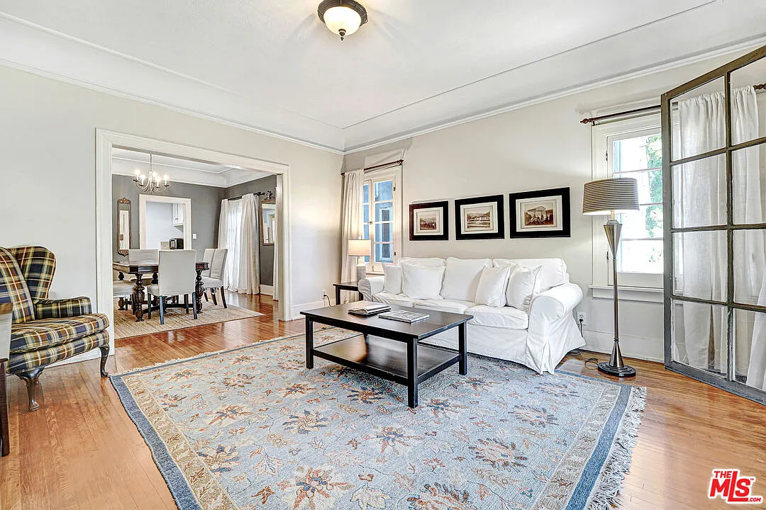 1 bed, 1.0 bath, 1100 sqft, $3,900 — Photo 4
