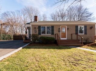 535 Hyacinth St, Fall River, MA 02720