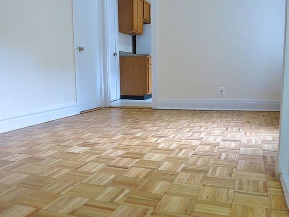 3rd image of 523 E 78th St APT 5f
