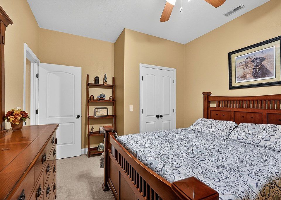 43rd image of 933 John Henry Lewis Rd