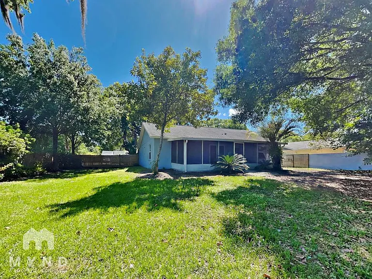 2125 Karen Dr — Photo 22