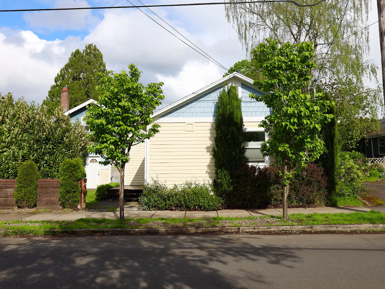 2 bed, 889 sqft, $2,900 — Photo 2