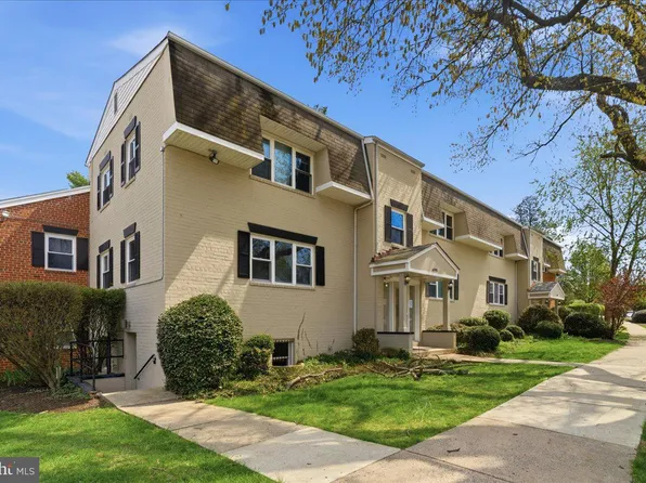 6198 Greenwood Dr APT 101, Falls Church, VA 22044