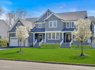 16 Winding Way, Little Silver, NJ 07739