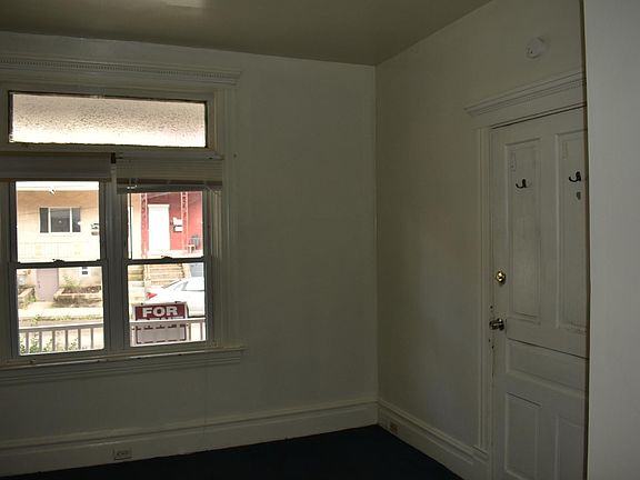 Bedroom 1a