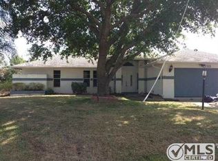 1733 SW Brisbane St, Port saint lucie, FL 34984