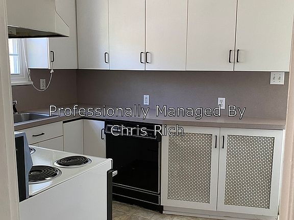 5th image of 3811 Hawthorne Ave #B