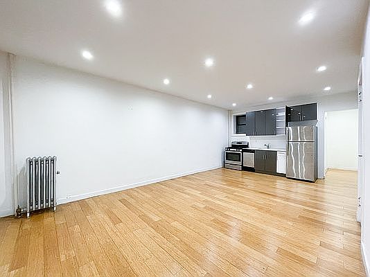 1st image of 82 Livingston Ave #1