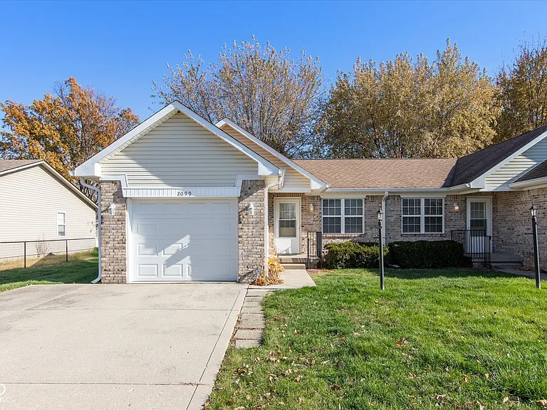 2099 Galaxy Dr — Photo 1