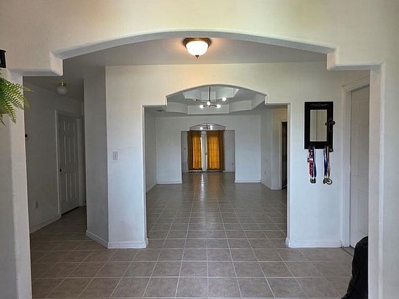 2nd image of 2765 Madrid Ave