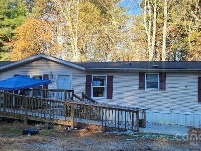 133 Ramey Hill Rd, Lake Toxaway, NC, 28747