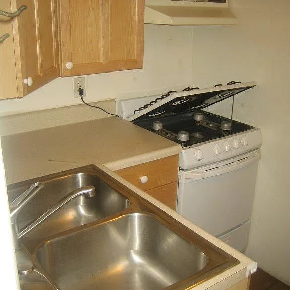 917 8th St #LOWER EAST — Photo 7