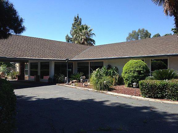 2nd image of 6095 N De Wolf Ave