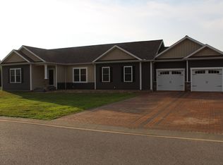 1700 Felts Dr, Marion, IL 62959