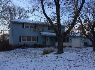 982 Market St S, Shakopee, MN 55379