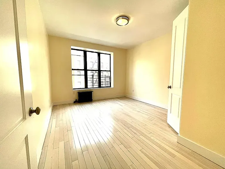 130 Wadsworth Ave #32 — Photo 7