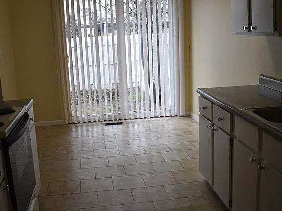 5th image of 8578 Spinnaker Way