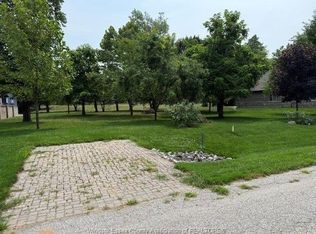 393 Crystal Bay Dr #387, Amherstburg, ON N9V4A7