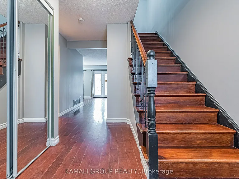 77 Ecclestone Dr #MAIN — Photo 10
