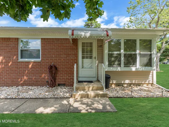 11e Potomac Lane, Whiting, NJ 08759