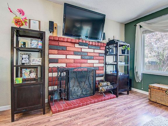 5th image of 6305 Almond Ave