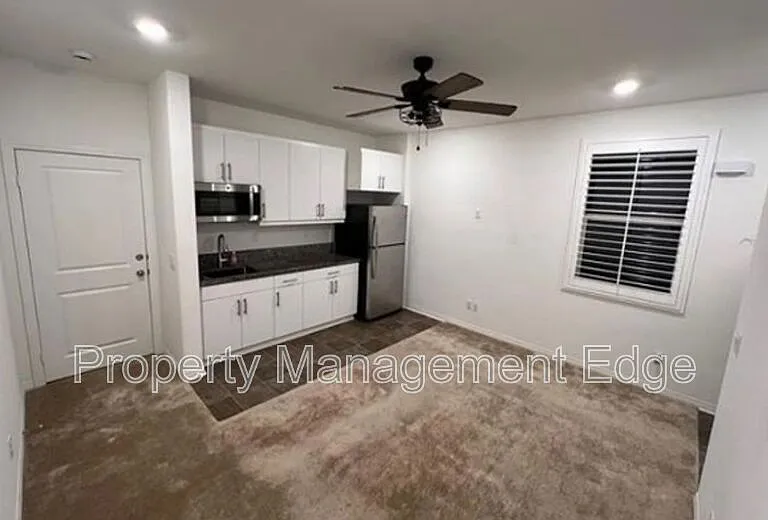30205 Chamonix Cir #B — Photo 5