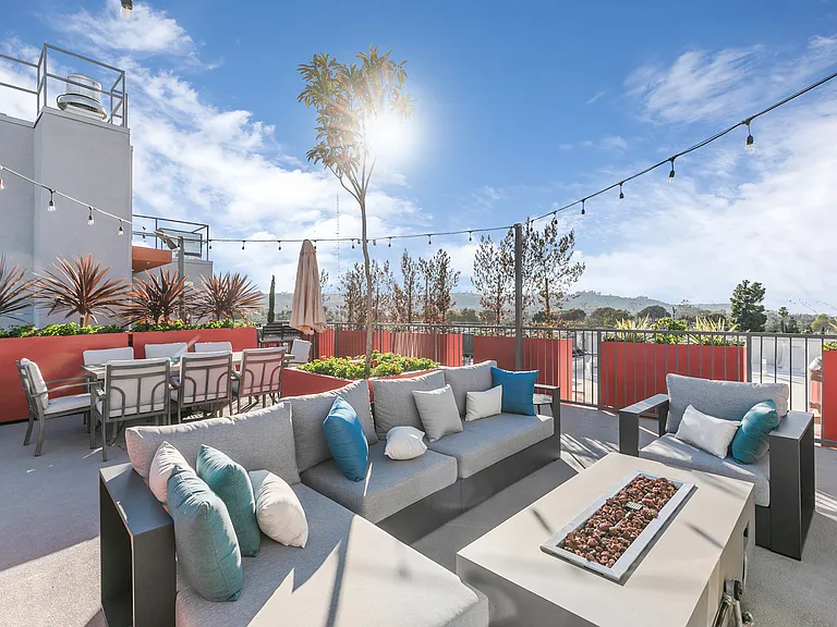 Cloud Nine Luxury Apartments — Photo 64